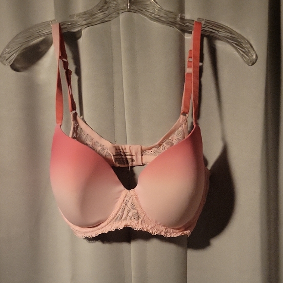 No Boundaries Pink Ombre Lace Bra - Picture 1 of 1